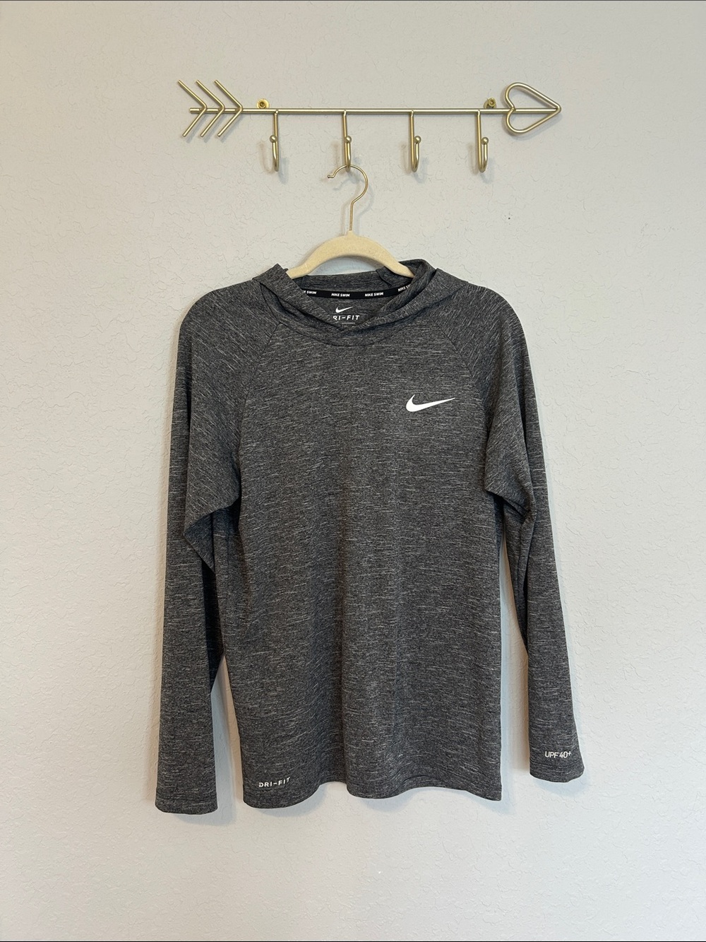Nike Swim Dri-FIT Men’s Small Gray Hooded Long Sleeve Rash Guard UPF 40+
